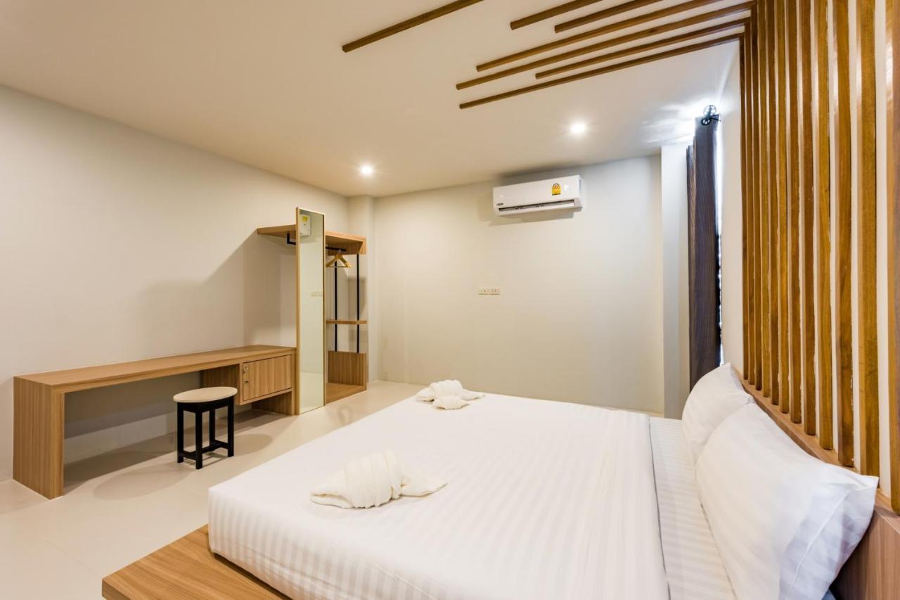 Phuket Marine Poshtel - Sha Plus Chalong Buitenkant foto
