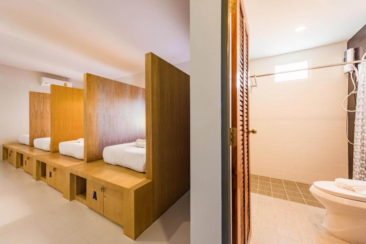 Phuket Marine Poshtel - Sha Plus Chalong Buitenkant foto