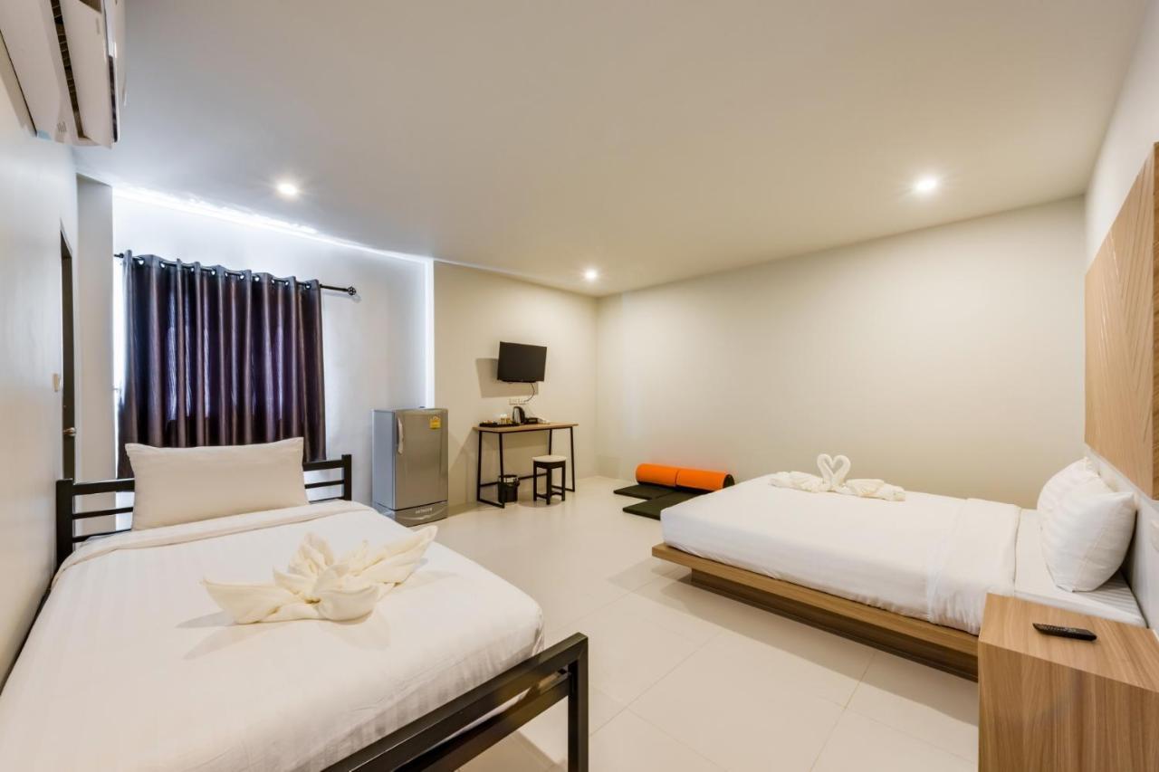 Phuket Marine Poshtel - Sha Plus Chalong Buitenkant foto