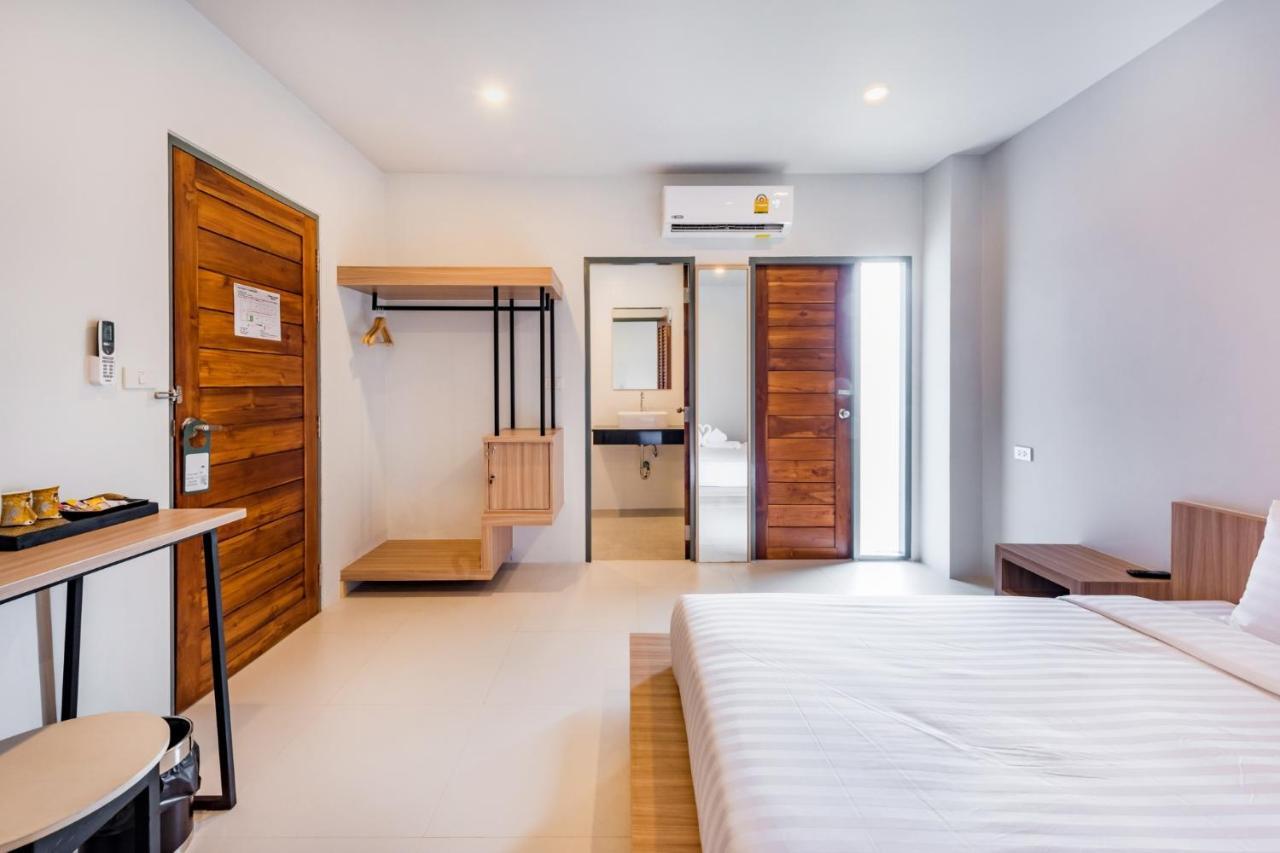 Phuket Marine Poshtel - Sha Plus Chalong Buitenkant foto
