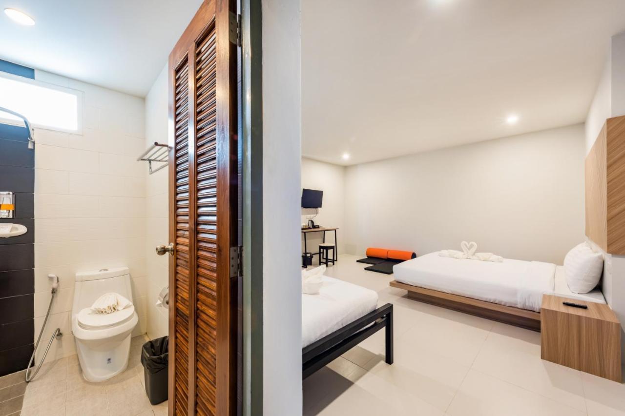 Phuket Marine Poshtel - Sha Plus Chalong Buitenkant foto