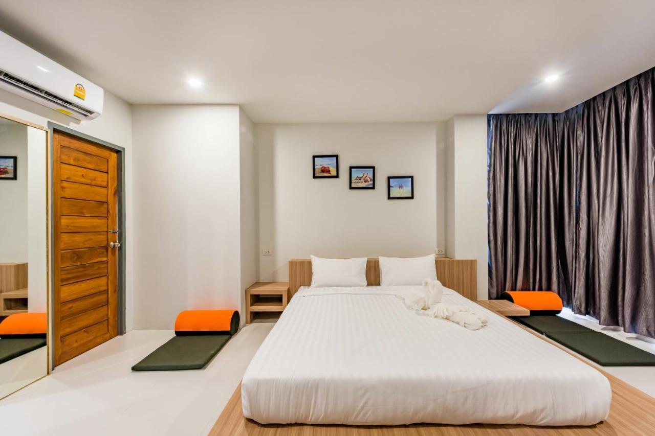 Phuket Marine Poshtel - Sha Plus Chalong Buitenkant foto